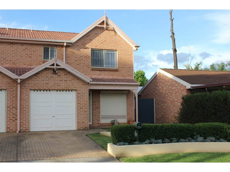 63 Mallacoota Street, Wakeley NSW 2176