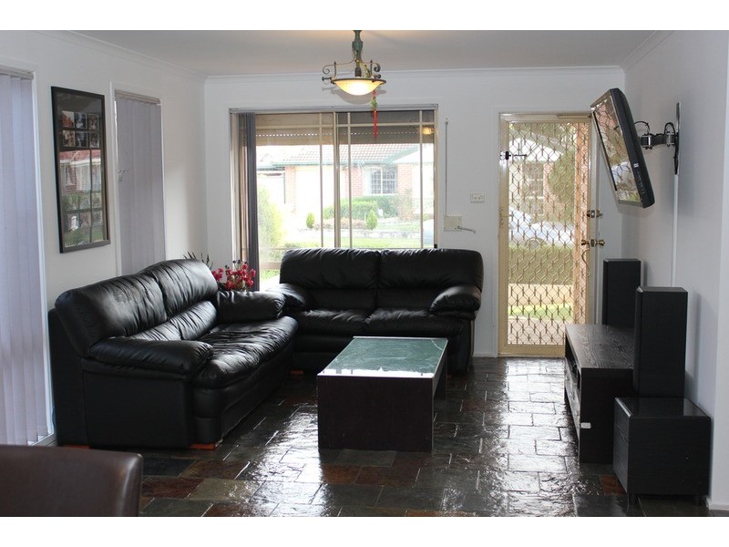 63 Mallacoota Street, Wakeley NSW 2176