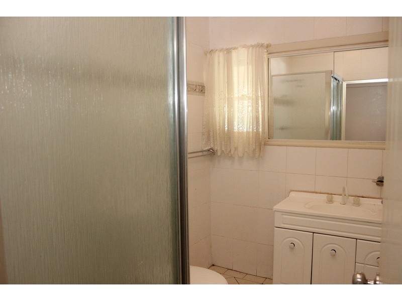 Fairfield West NSW 2165