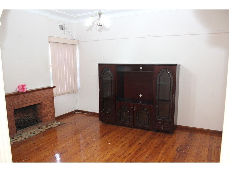 Fairfield West NSW 2165