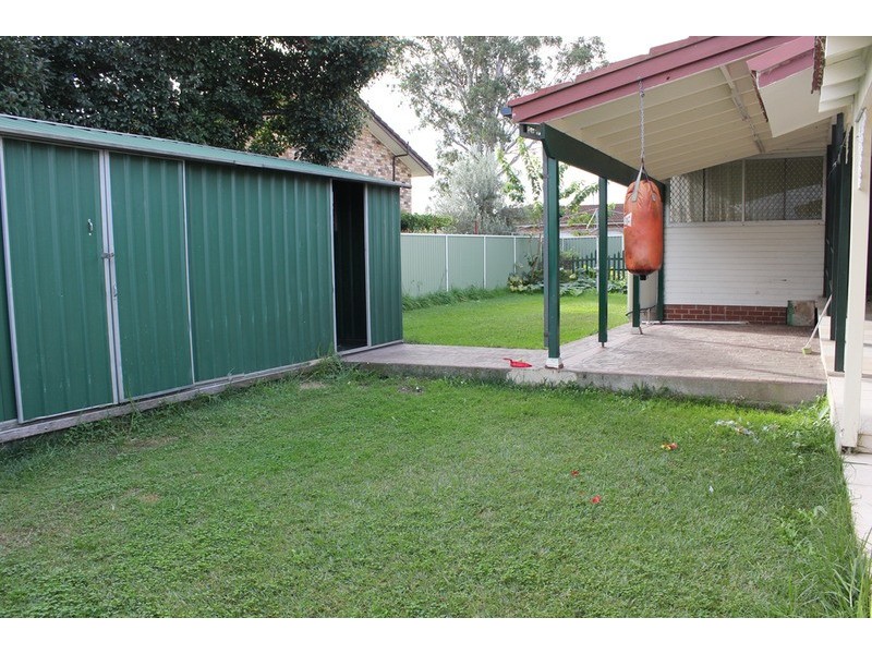 Fairfield West NSW 2165