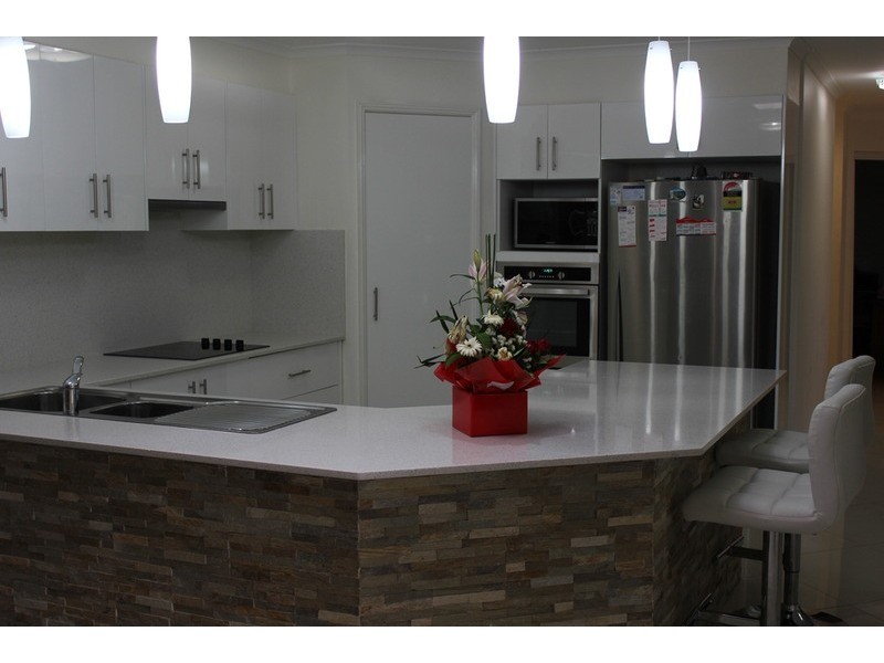19 Slessor Road, Casula NSW 2170