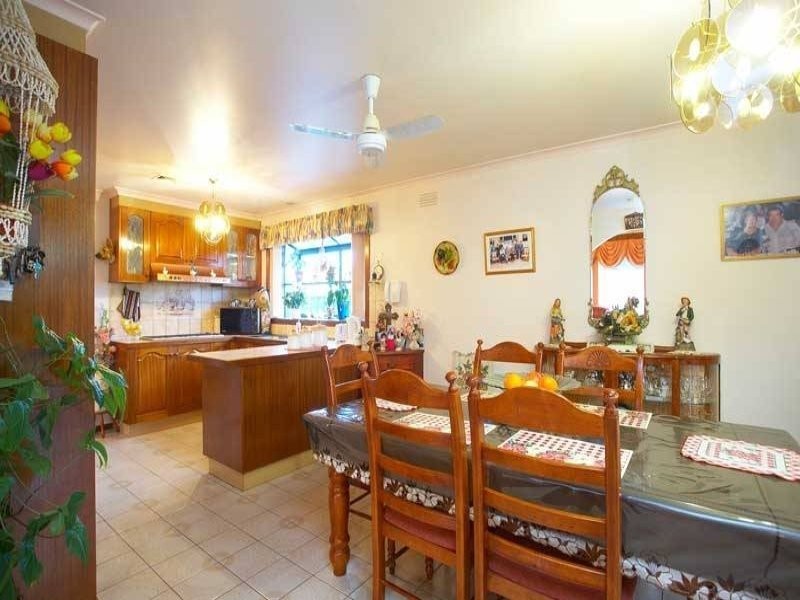 76 Ailsa Street South, Altona Meadows VIC 3028