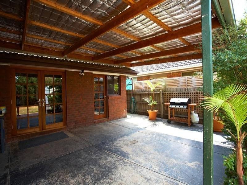 26 Featherby Way, Altona Meadows VIC 3028