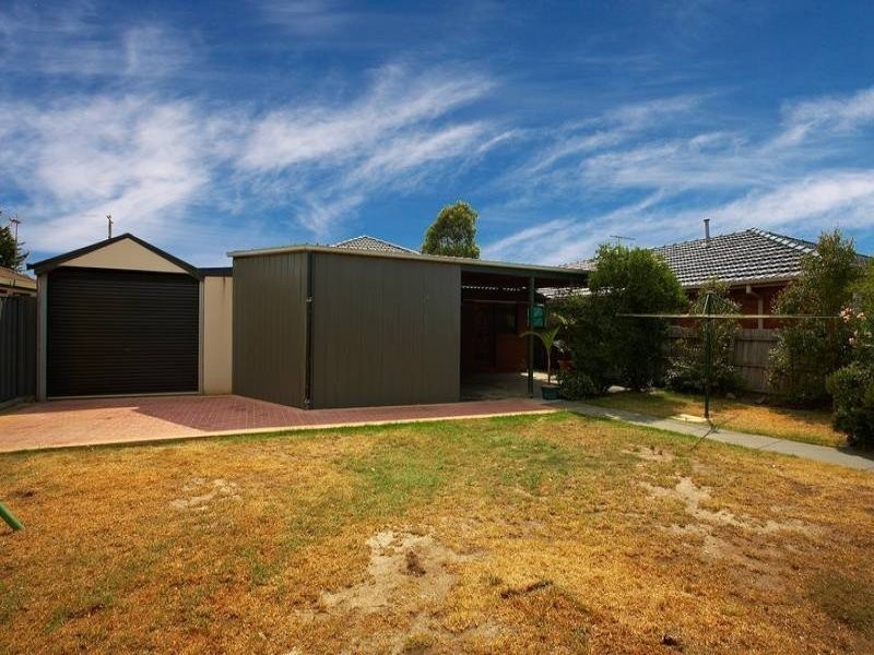 26 Featherby Way, Altona Meadows VIC 3028