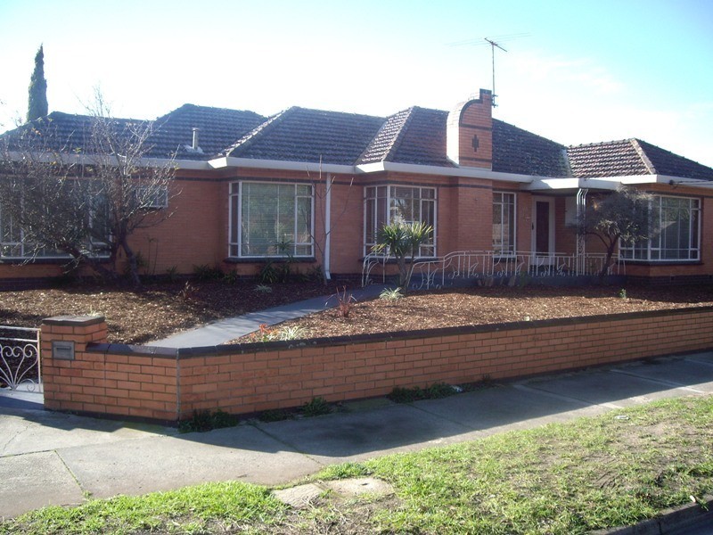 63 Railway Street North Street, Altona VIC 3018