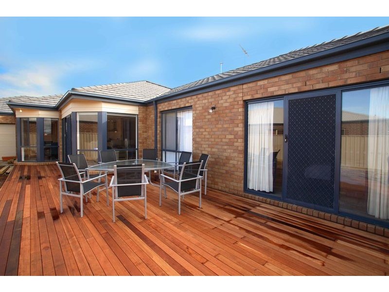 4 San Sebastian Drive, Point Cook VIC 3030