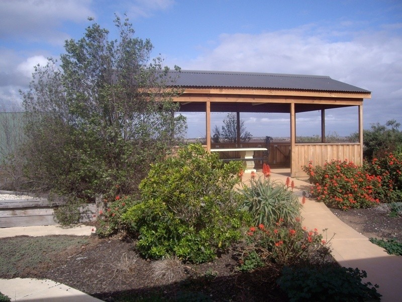 1587 Dohertys Road, Mount Cottrell VIC 3024