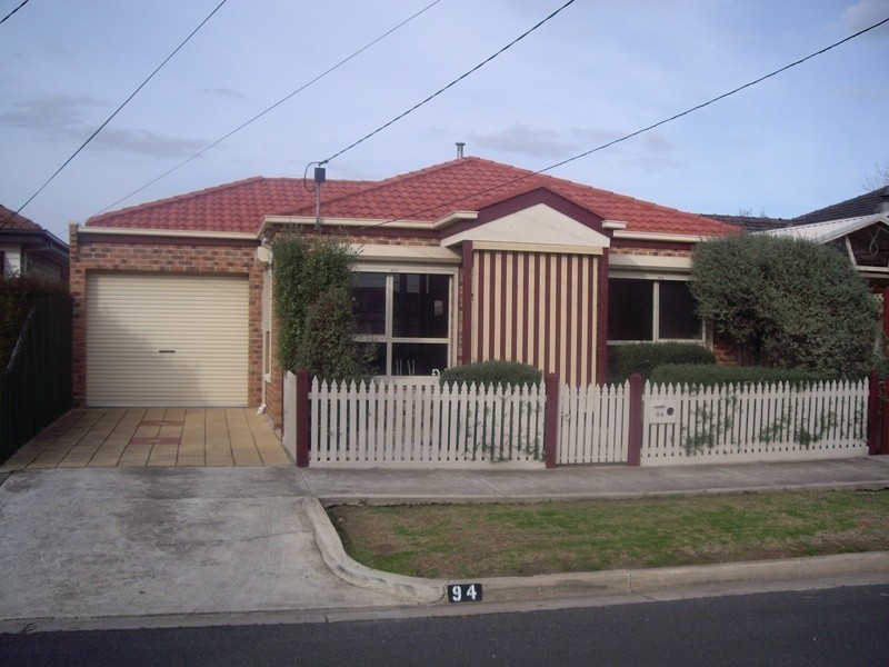 94 Fifth Avenue, Altona North VIC 3025