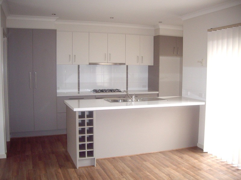 1/43 Rosala Avenue, Altona North VIC 3025