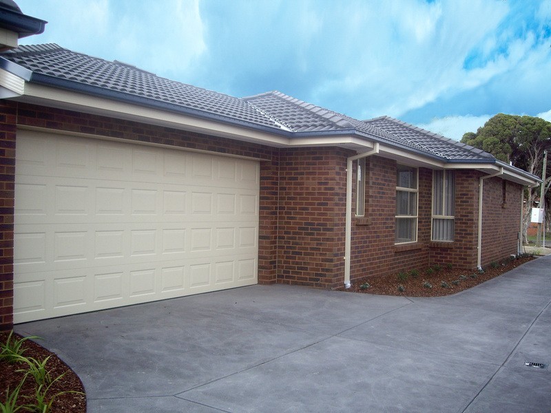 1/43 Rosala Avenue, Altona North VIC 3025