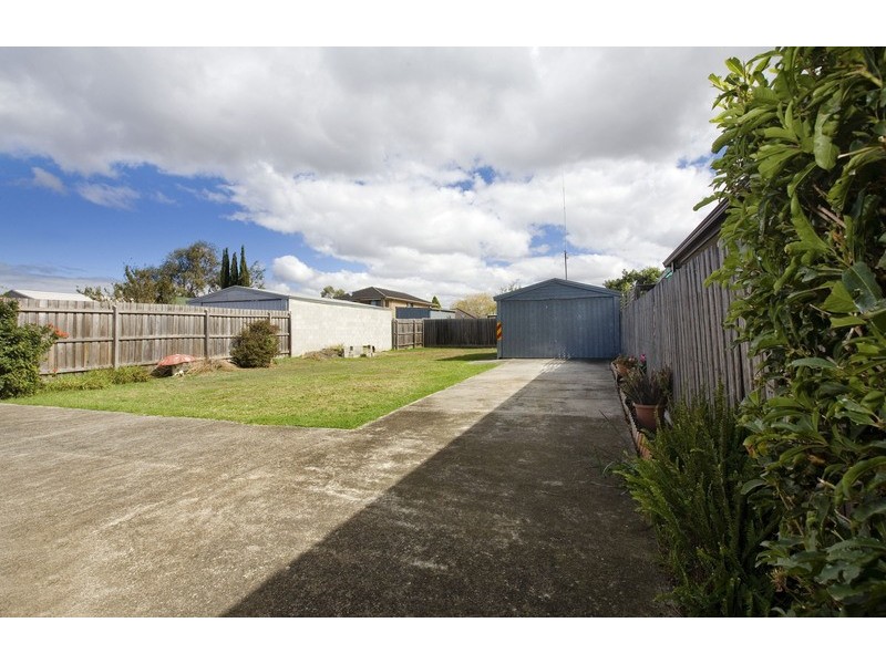 10 Victoria Street, Altona Meadows VIC 3028