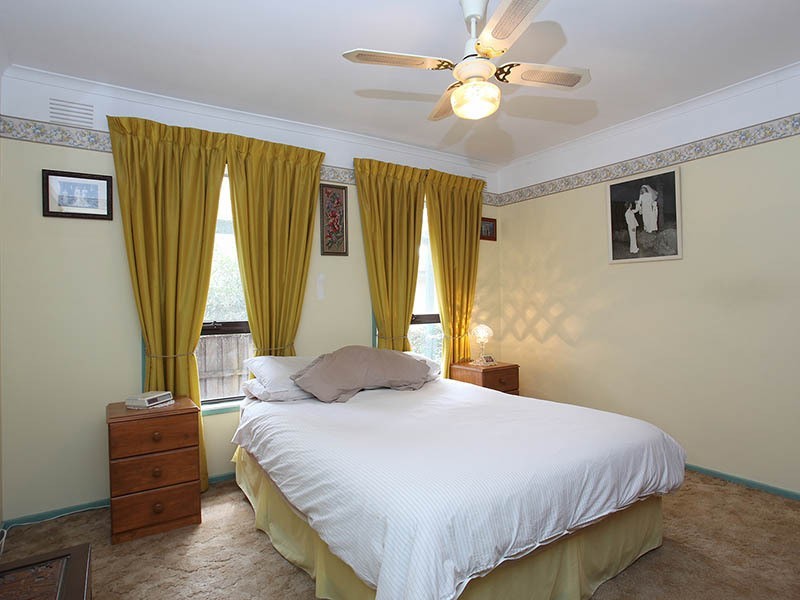 27 Orville Street, Altona Meadows VIC 3028