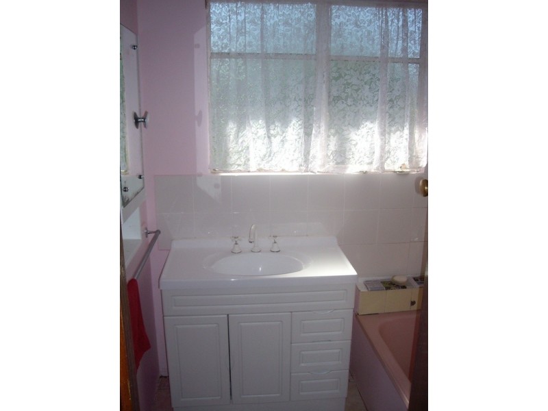 11 Williams Road, Laverton VIC 3028