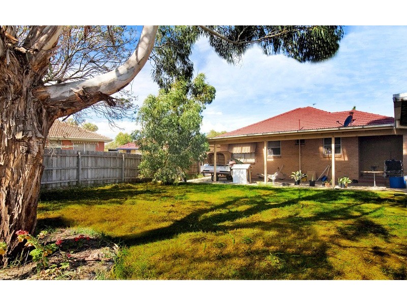 25 Cropley Crescent, Laverton VIC 3028