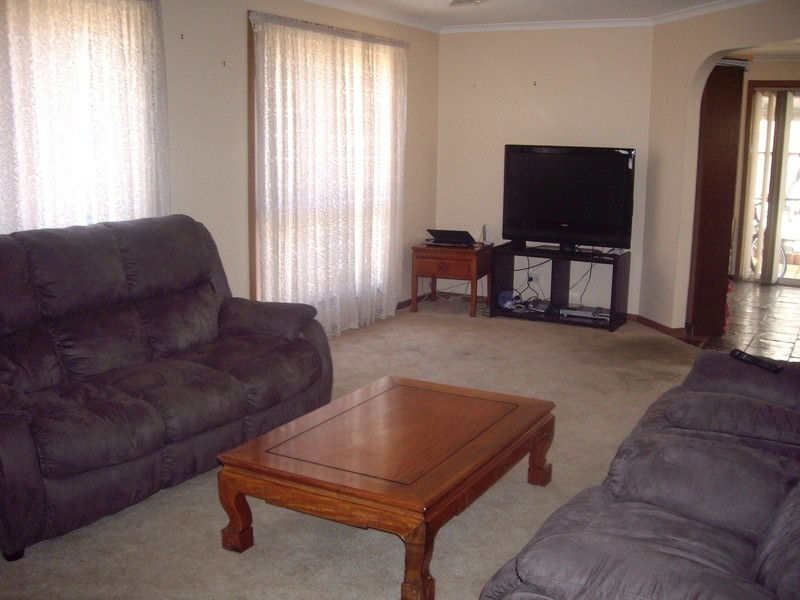 1/24 Victoria Street, Altona Meadows VIC 3028