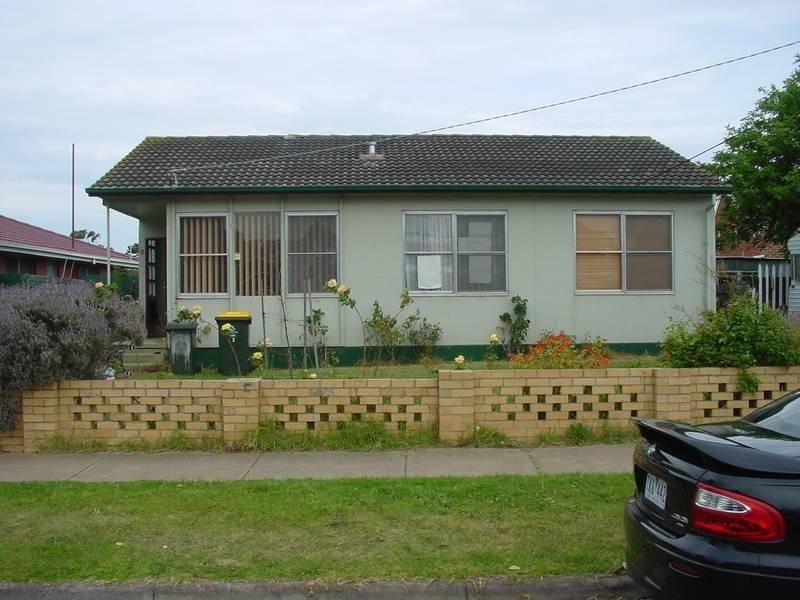 2 Eades Street, Laverton VIC 3028