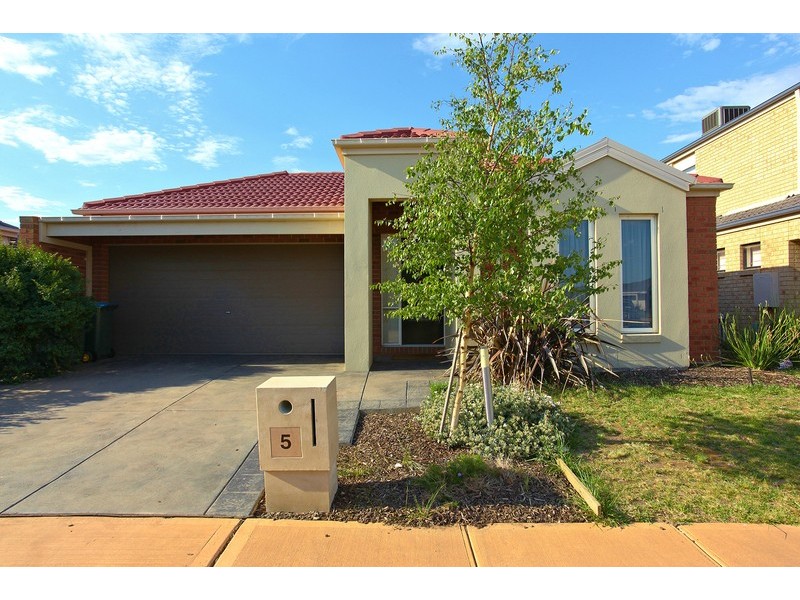 5 Heysen Mews, Point Cook VIC 3030