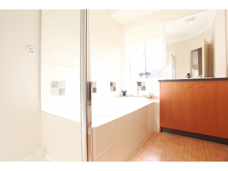 5 Heysen Mews, Point Cook VIC 3030