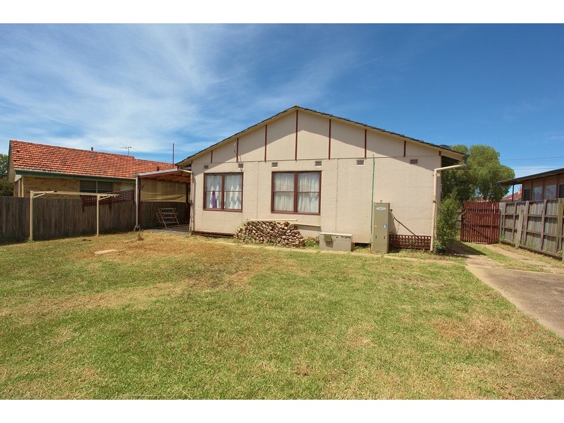 4 Allen Street, Laverton VIC 3028