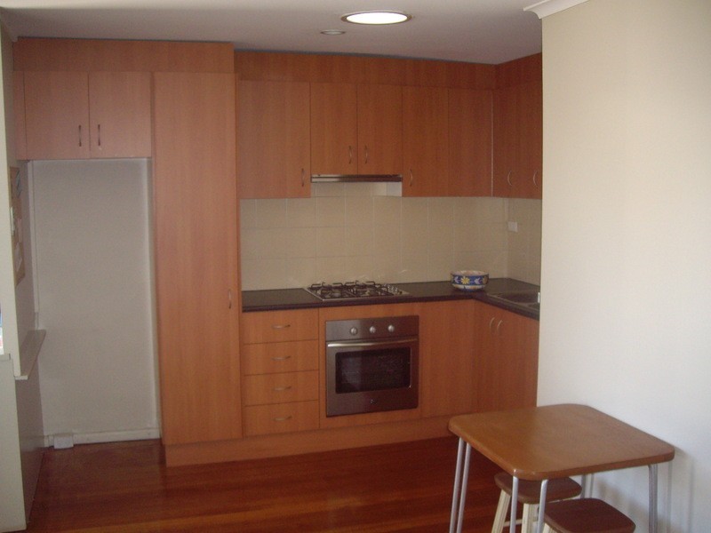 2/62 Grieve Parade, Altona VIC 3018