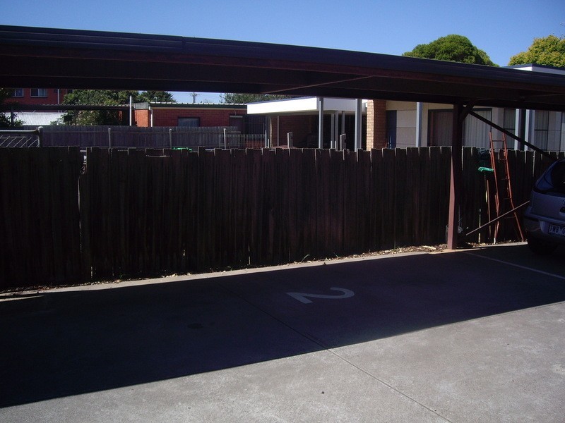 2/62 Grieve Parade, Altona VIC 3018