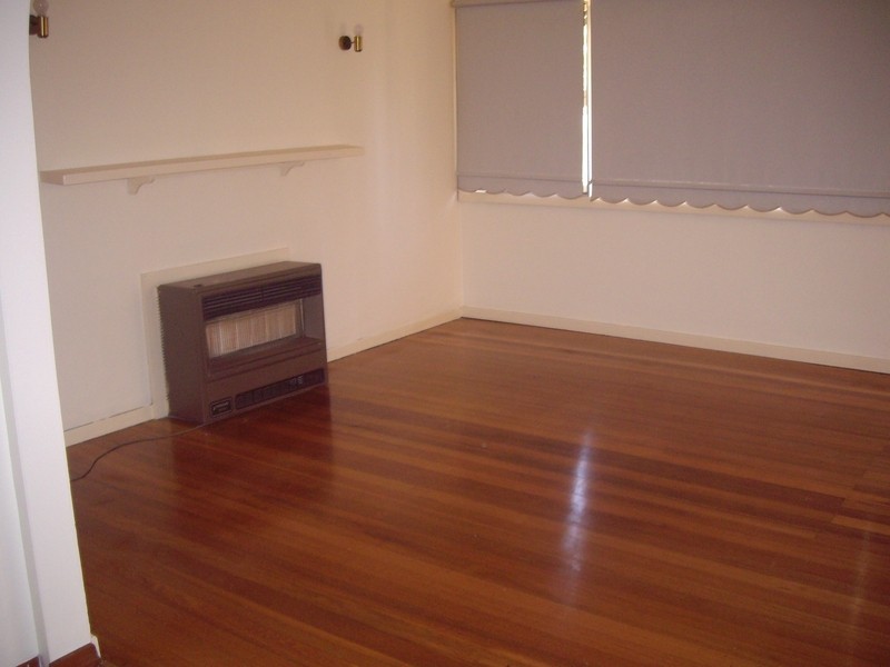 18 Brook Drive, Altona VIC 3018