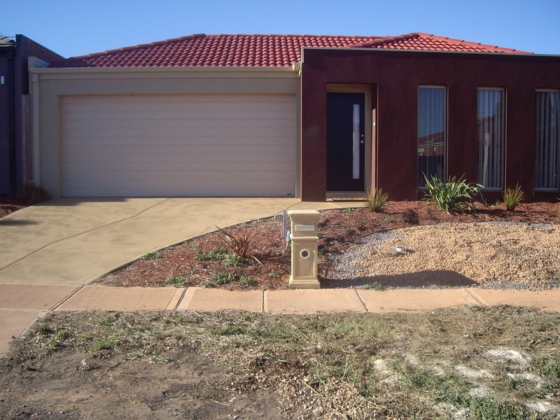 22 Archibald Chase, Point Cook VIC 3030