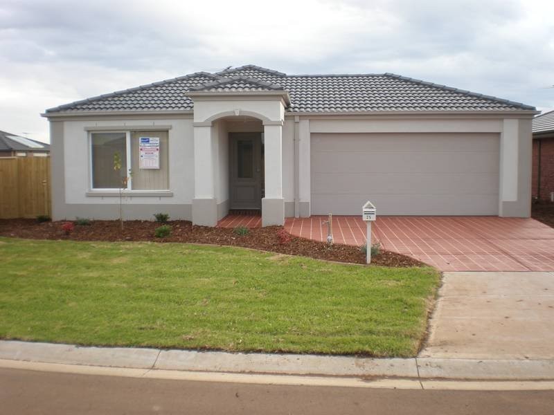 25 Giselle Grove, Tarneit VIC 3029