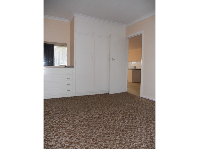 4/31 Millers Road, Altona VIC 3018