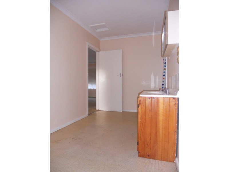 4/31 Millers Road, Altona VIC 3018