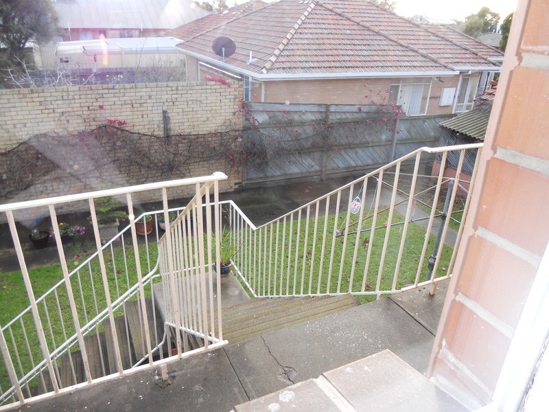 4/31 Millers Road, Altona VIC 3018