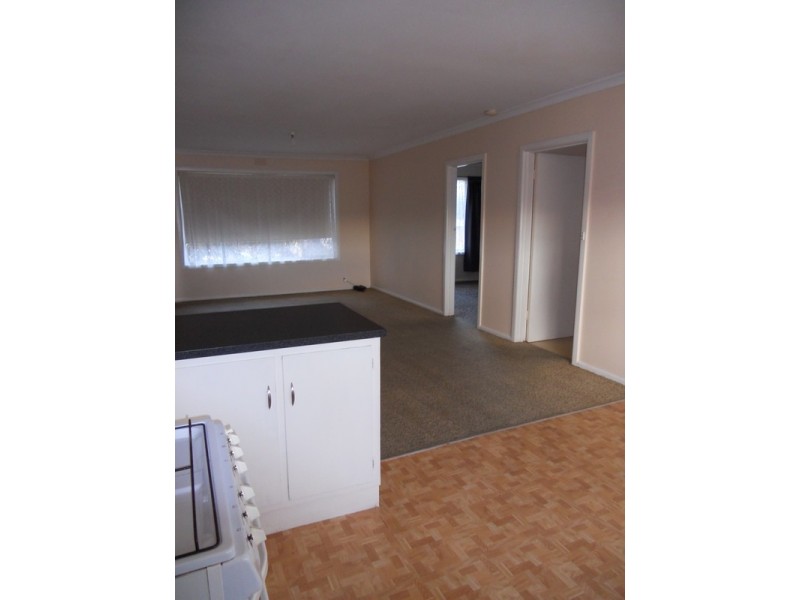 4/31 Millers Road, Altona VIC 3018