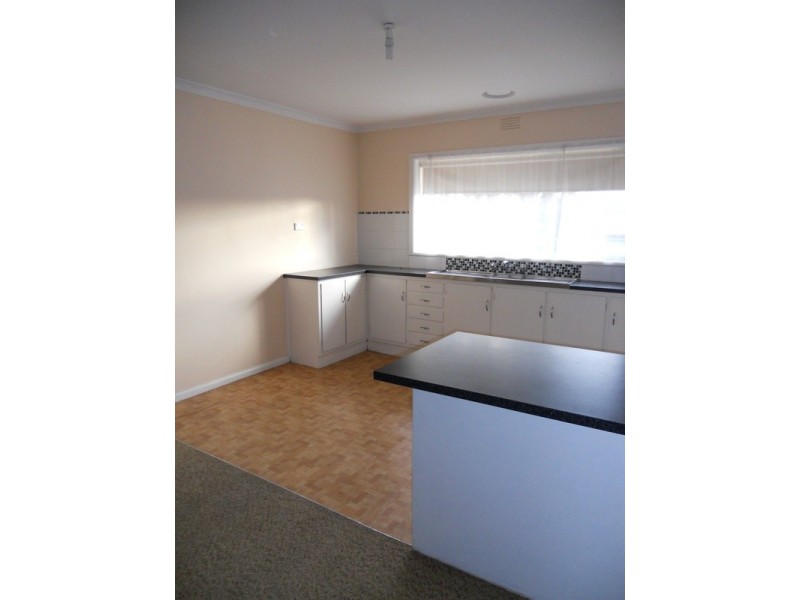 4/31 Millers Road, Altona VIC 3018