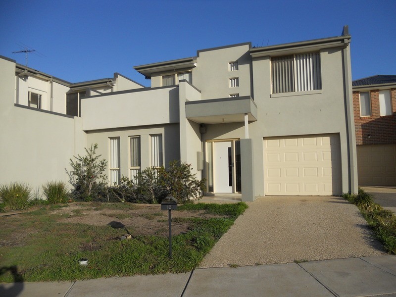 16 East Cornhill Drive, Point Cook VIC 3030