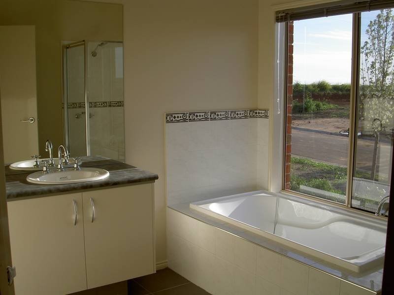 13 Toledo Crescent, Point Cook VIC 3030