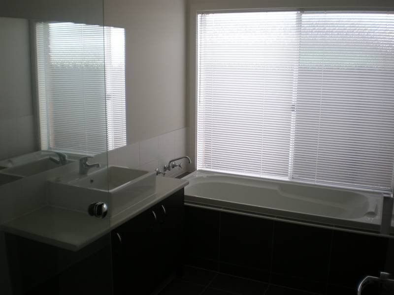 1 Kingbird Avenue, Tarneit VIC 3029