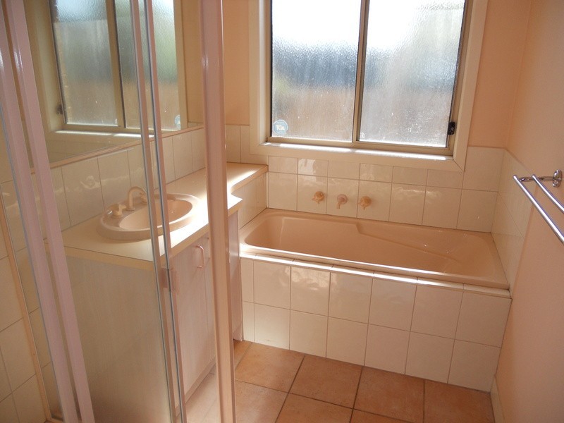 12 Gayness Court, Werribee VIC 3030