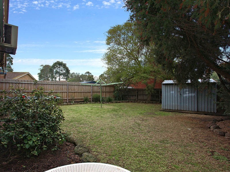 30 Lady Nelson Crescent, Altona Meadows VIC 3028