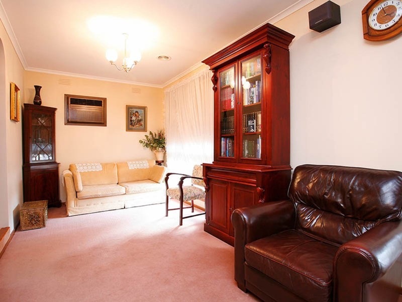 45 Lady Nelson Crescent, Altona Meadows VIC 3028