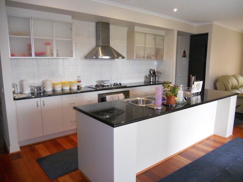 5 Shrike Terrace, Williams Landing VIC 3027
