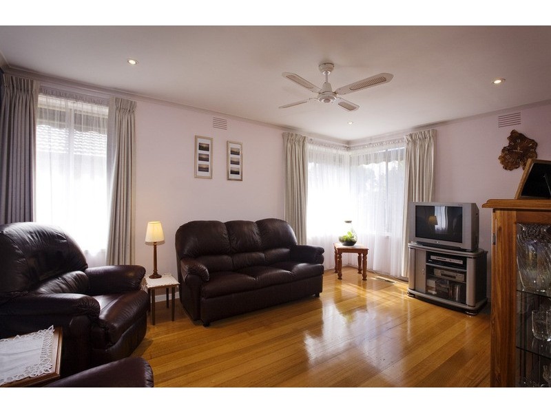 10 Victoria Street, Altona Meadows VIC 3028