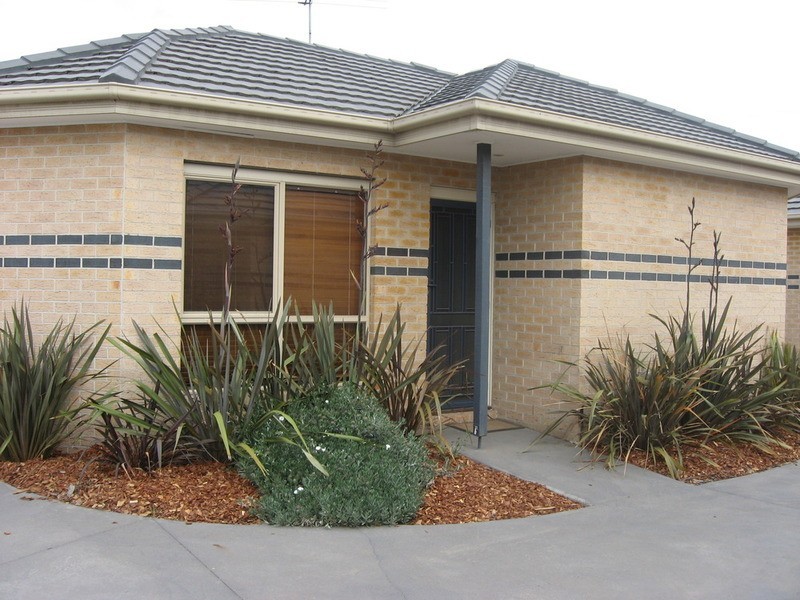 4/34 Stenhouse Avenue, Brooklyn VIC 3012