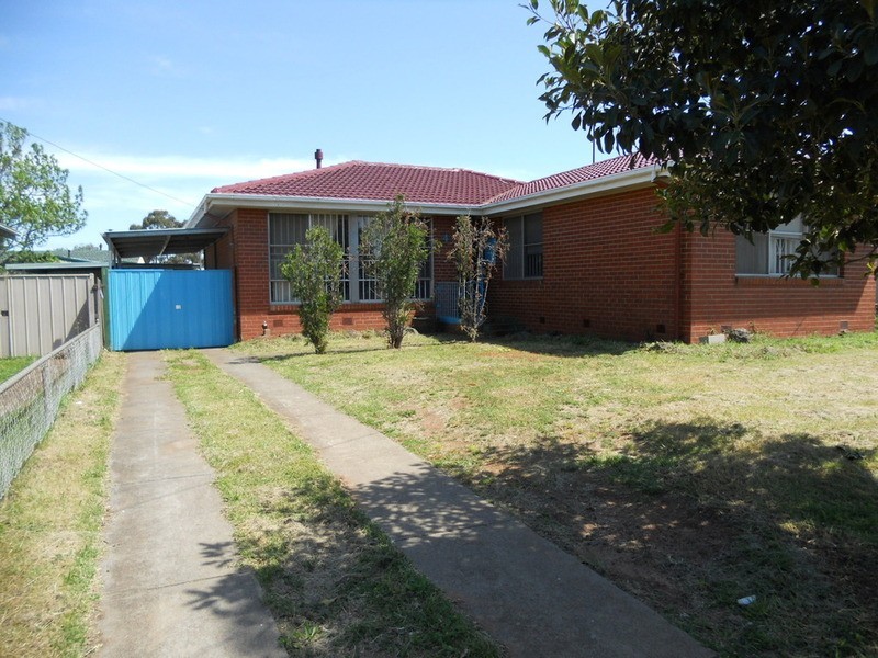 4 Eades Street, Laverton VIC 3028