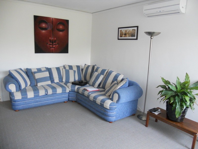 1/56 Rayner Street, Altona VIC 3018