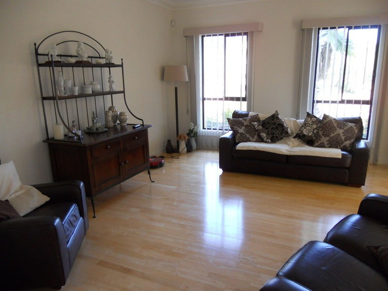 20 Eagleview Place, Sanctuary Lakes VIC 3030