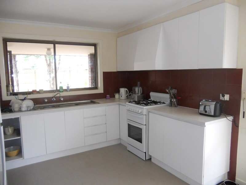 17 Fitzpatrick Drive, Altona Meadows VIC 3028