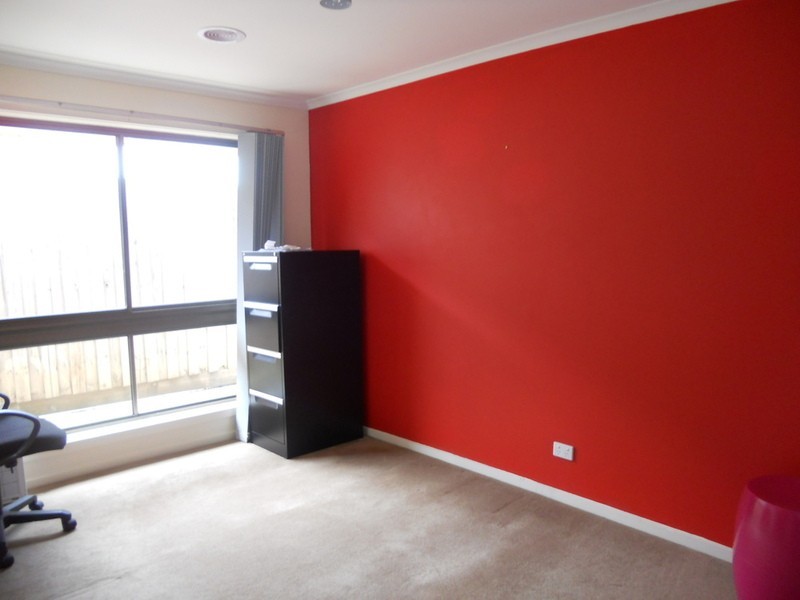 17 Fitzpatrick Drive, Altona Meadows VIC 3028