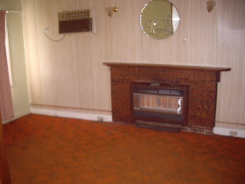 21 Cannon Street Street, Sunshine VIC 3020