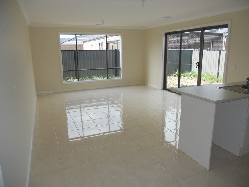 21 Kinnear Avenue, Tarneit VIC 3029